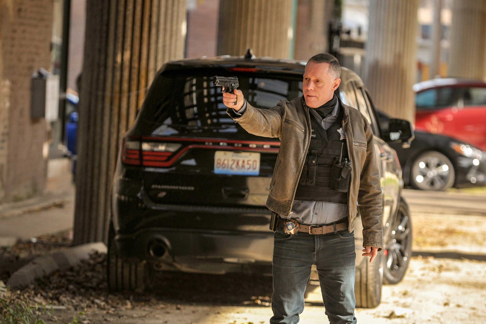 Chicago Pd Curious Facts About Intelligence Leader Hank Voight That You Didnt Know 