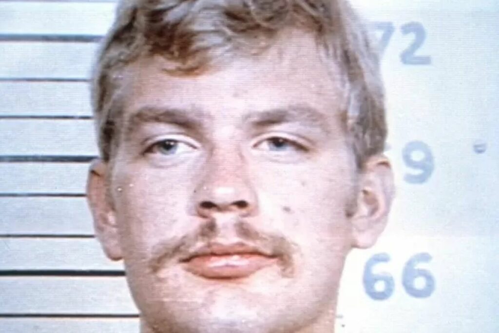 the real life of the only survivor of jeffrey dahmer he became a murderer 16651424671426