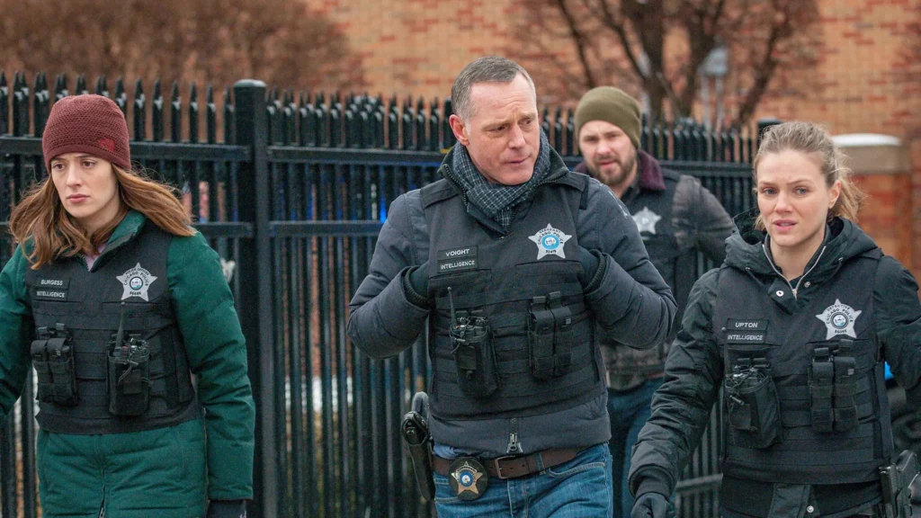 the real reason chicago pd wont premiere season 11 in 2023 chicago pd 1