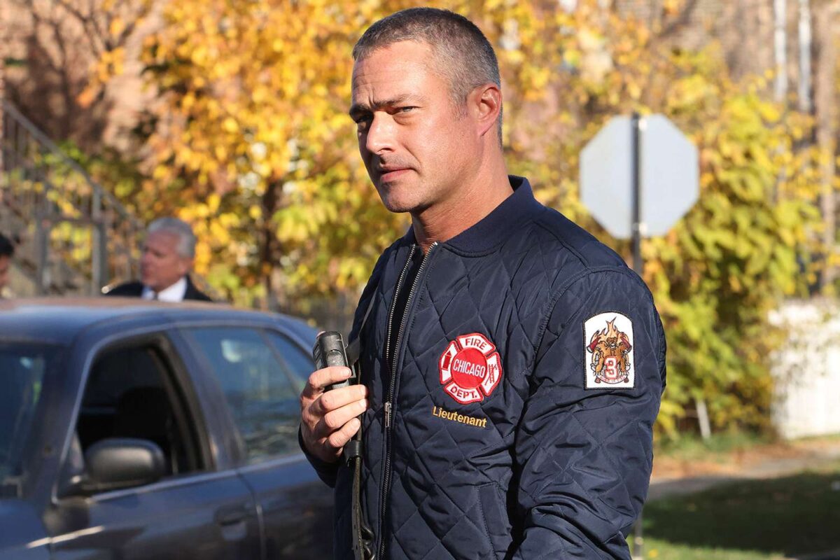 taylor kinneys return to chicago fire whats his salary taylor kinney leaving chicago fire 012023 1 5e311b77186a49e390986156e2f18459