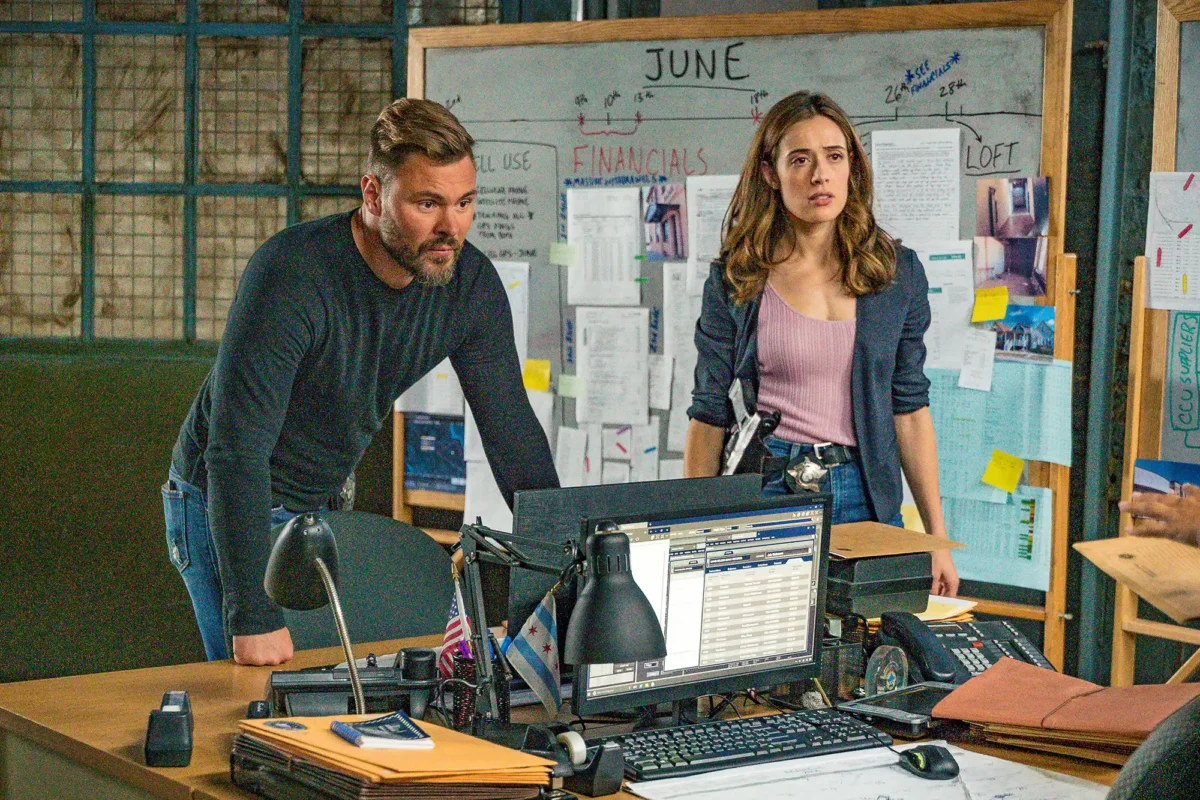 love commitment and crime the heartbeat of chicago p d s burzek chicago pd burzek back life changing story line 01
