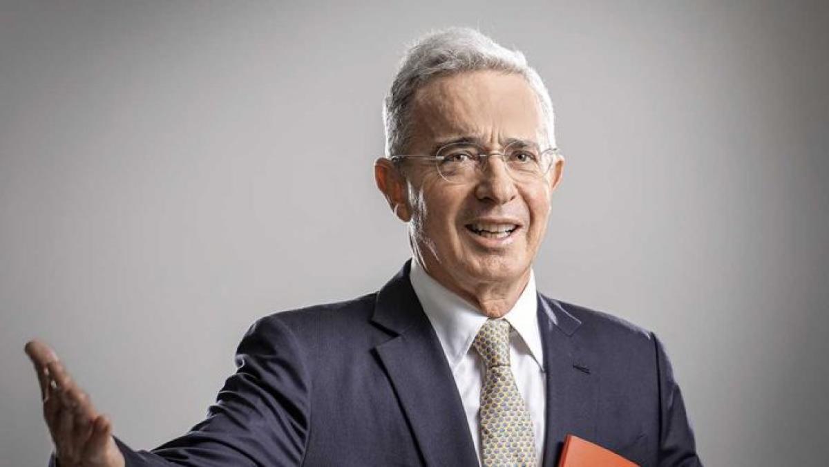 alvaro uribe faces trial key developments and background alvaro uribe velez