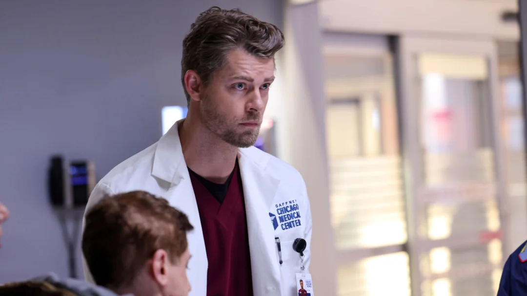 chicago med ripley and ashers romance heats up in season 9 finale