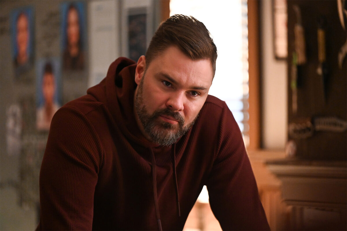 adam ruzeks shocking decision on chicago p d leaves fans speechless chicago pd 1104 adam ruzek 1